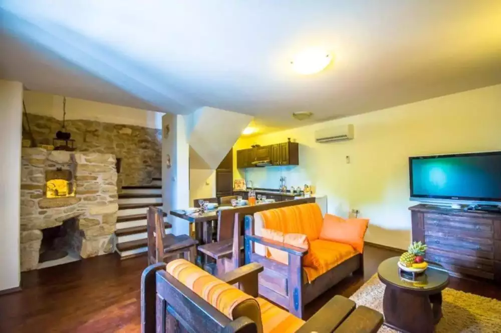Villa 240m² in Croatia, Klek. Priced at 795000€ rent photo-16