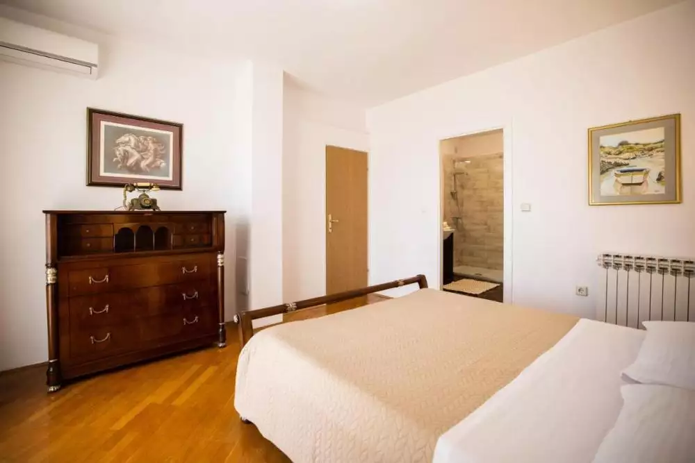 Hotels 600m² in Croatia, Kozino. Priced at 2800000€ rent photo-17