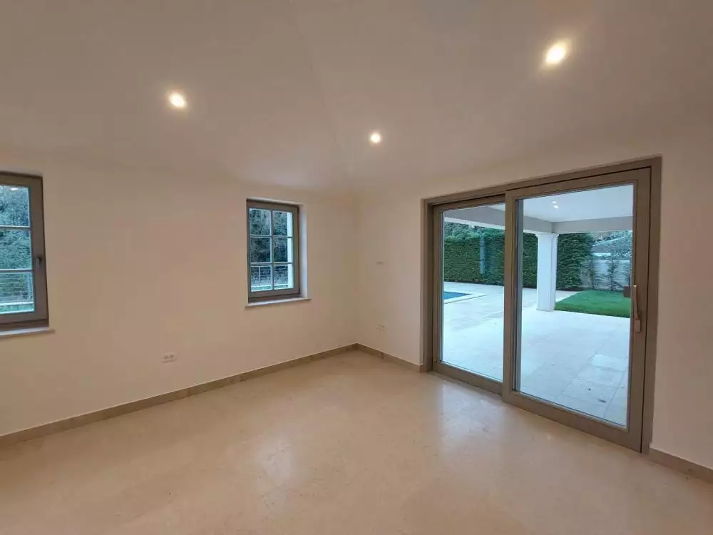 Villa 198m² in Croatia, Barban. Priced at 650000€ rent photo-8