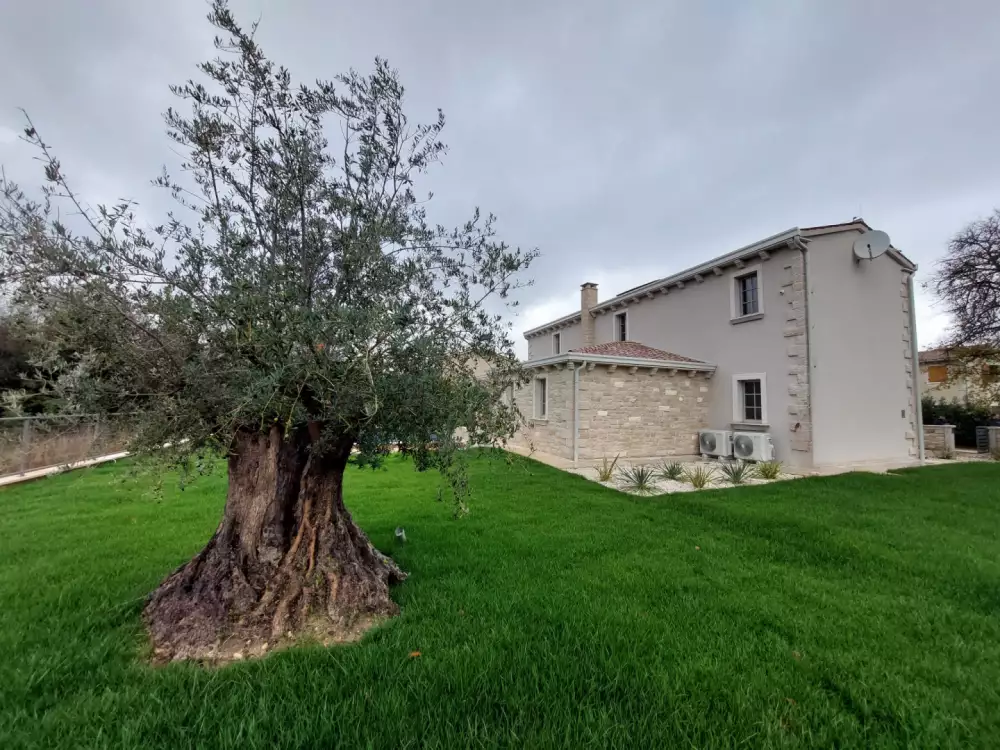 Villa 198m² in Croatia, Barban. Priced at 650000€ rent photo-23