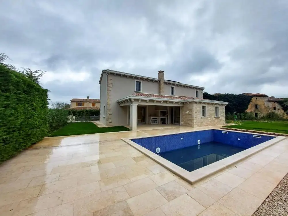 Villa 198m² in Croatia, Barban. Priced at 650000€ rent photo-22