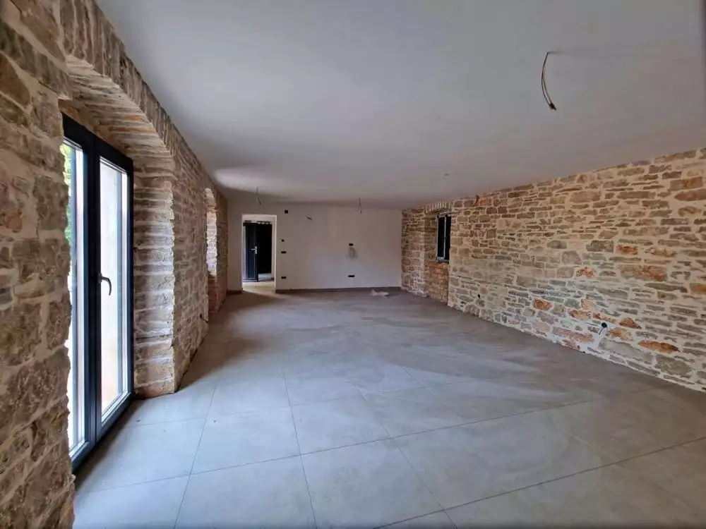 Villa 200m² in Croatia, Barban. Priced at 650000€ rent photo-7