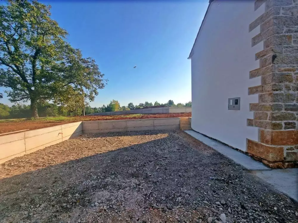 Villa 200m² in Croatia, Barban. Priced at 650000€ rent photo-10