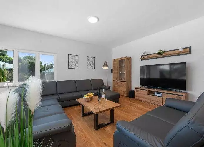 Villa 300m² in Croatia, Labin. Priced at 980000€ rent photo-7