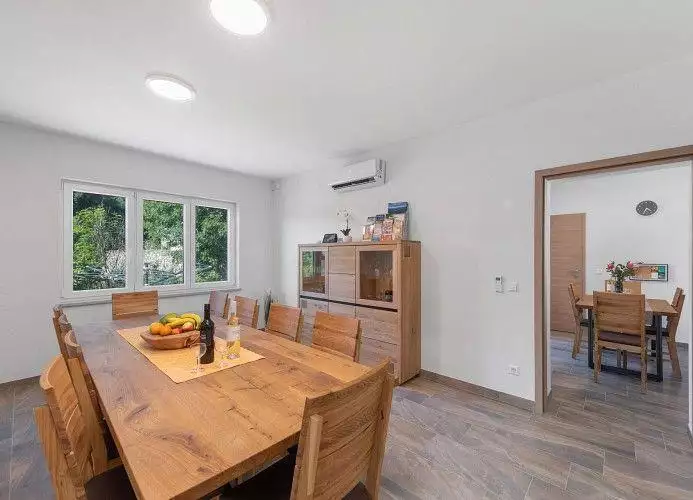 Villa 300m² in Croatia, Labin. Priced at 980000€ rent photo-12