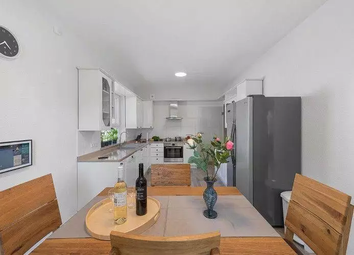Villa 300m² in Croatia, Labin. Priced at 980000€ rent photo-13