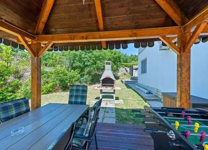 Villa 300m² in Croatia, Labin. Priced at 980000€ rent photo-24
