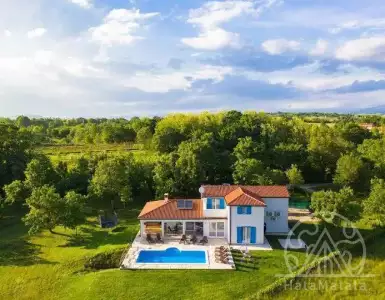 Buy in Croatia for 875000€