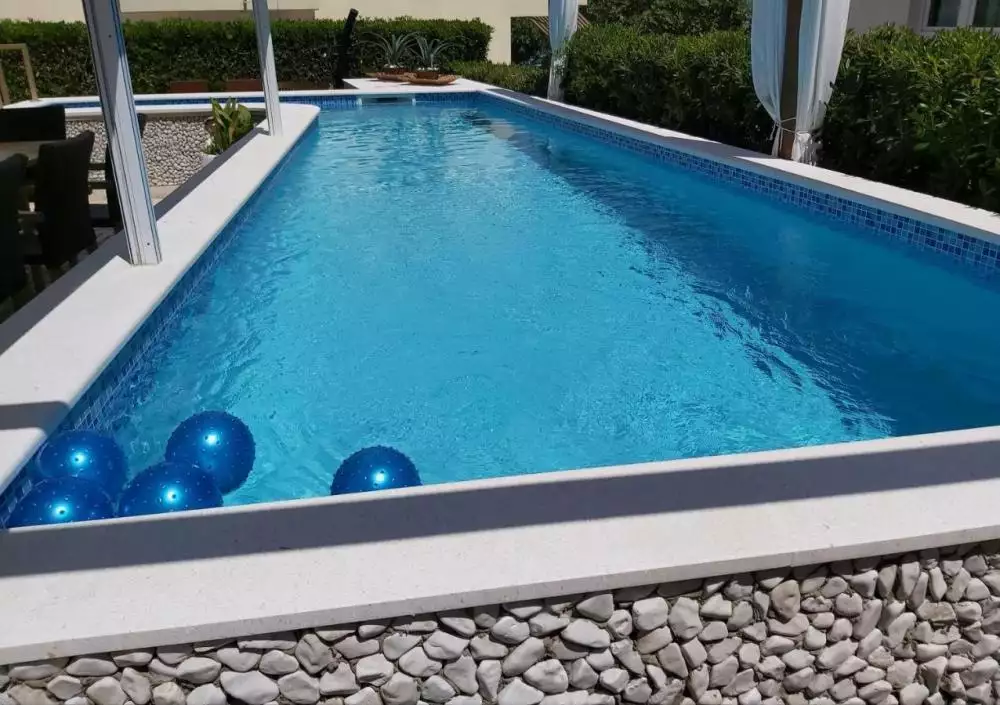 Hotels 253m² in Croatia, Ciovo. Priced at 780000€ rent photo-3