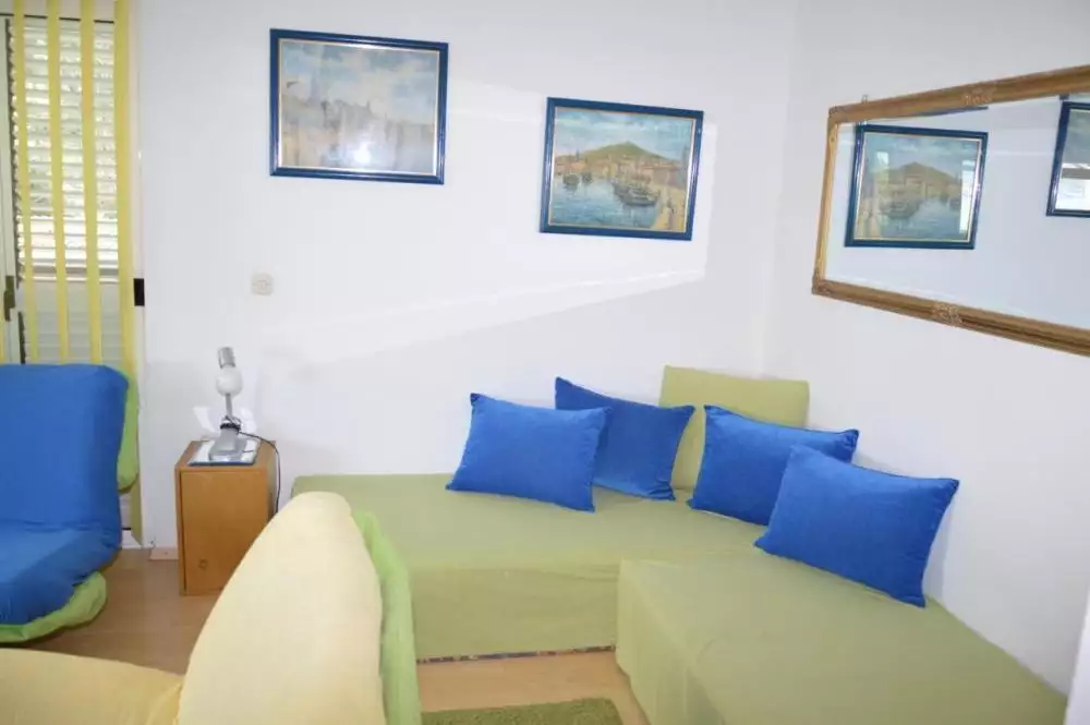 Hotels 253m² in Croatia, Ciovo. Priced at 780000€ rent photo-24