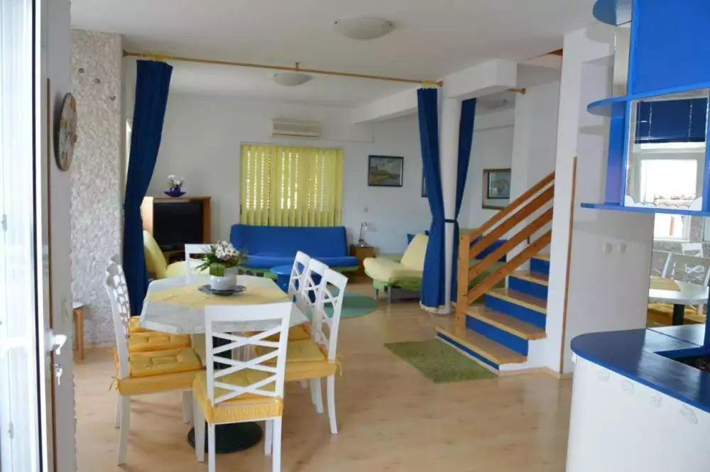 Hotels 253m² in Croatia, Ciovo. Priced at 780000€ rent photo-25