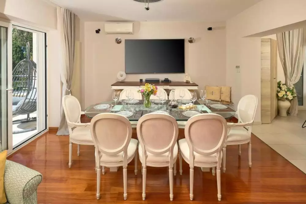 Villa 400m² in Croatia, Split. Priced at 3000000€ rent photo-11