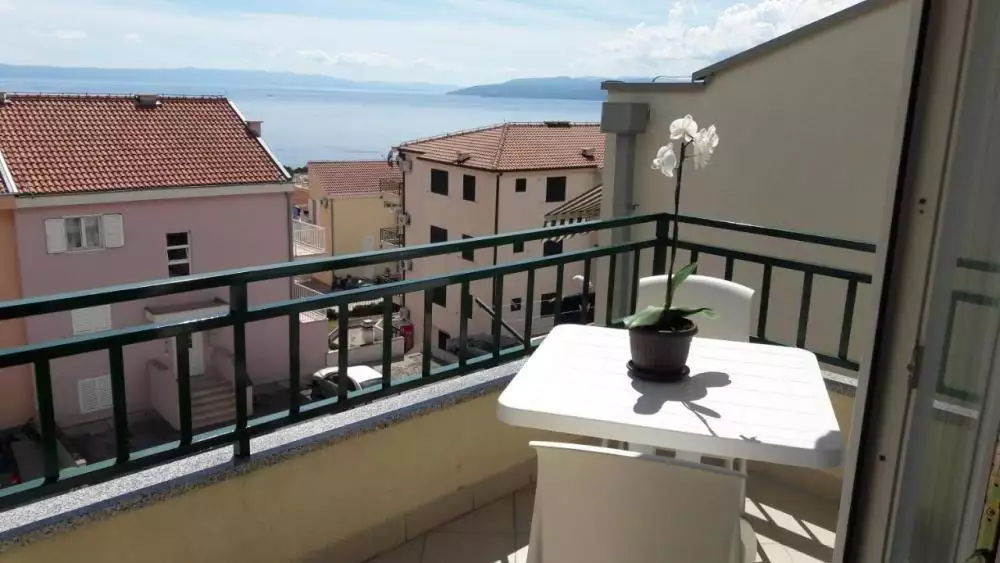 Hotels 411m² in Croatia, Makarska. Priced at 1150000€ rent photo-1