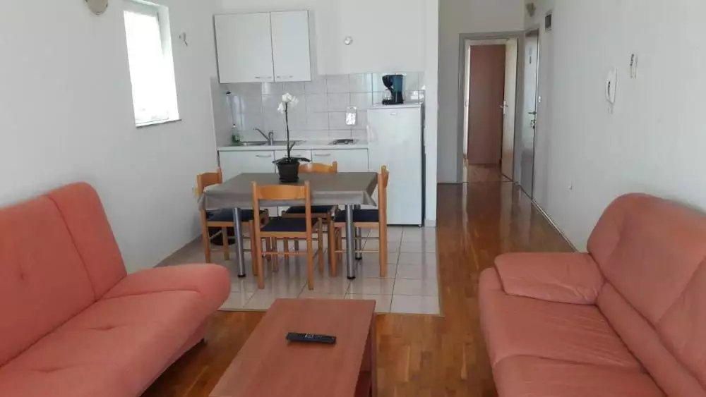 Hotels 411m² in Croatia, Makarska. Priced at 1150000€ rent photo-16