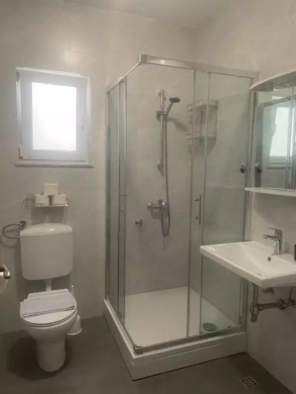 Hotels 411m² in Croatia, Makarska. Priced at 1150000€ rent photo-23