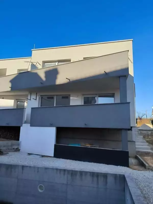Villa 121m² in Croatia, Rovinj. Priced at 650000€ rent photo-2
