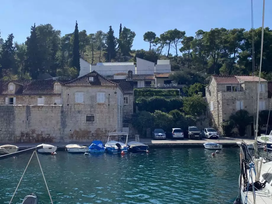 Villa 150m² in Croatia, Bobovisce. Priced at 700000€ rent photo-3