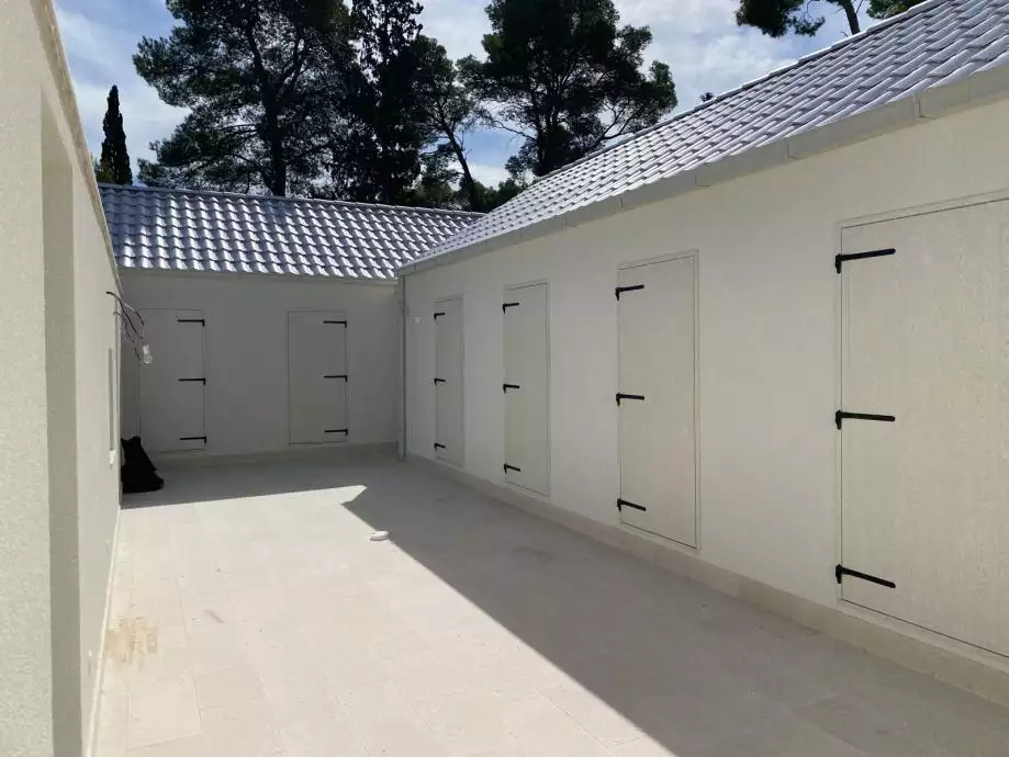 Villa 150m² in Croatia, Bobovisce. Priced at 700000€ rent photo-7