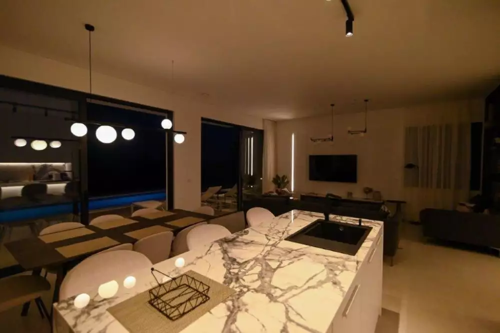 Villa 204m² in Croatia, Ciovo. Priced at 1250000€ rent photo-13