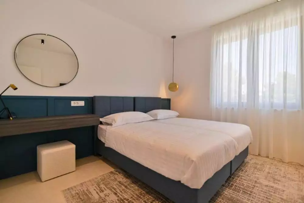 Villa 204m² in Croatia, Ciovo. Priced at 1250000€ rent photo-14
