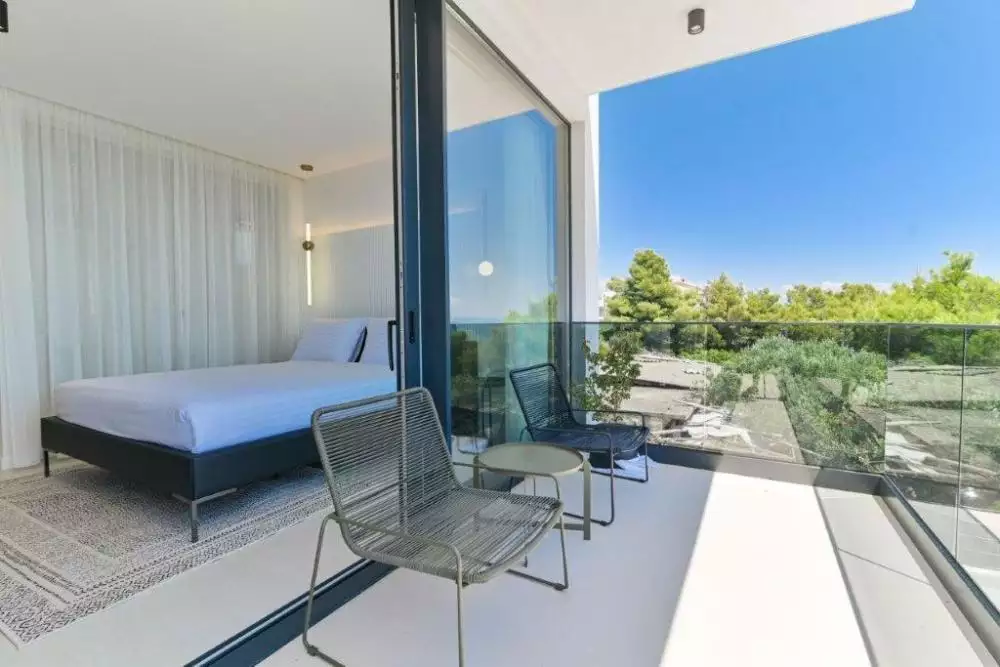 Villa 204m² in Croatia, Ciovo. Priced at 1250000€ rent photo-23