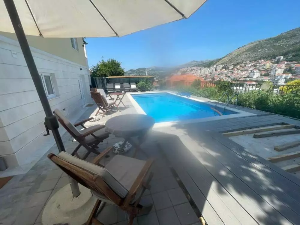 Hotels 250m² in Croatia, Dubrovnik. Priced at 960000€ rent photo-4