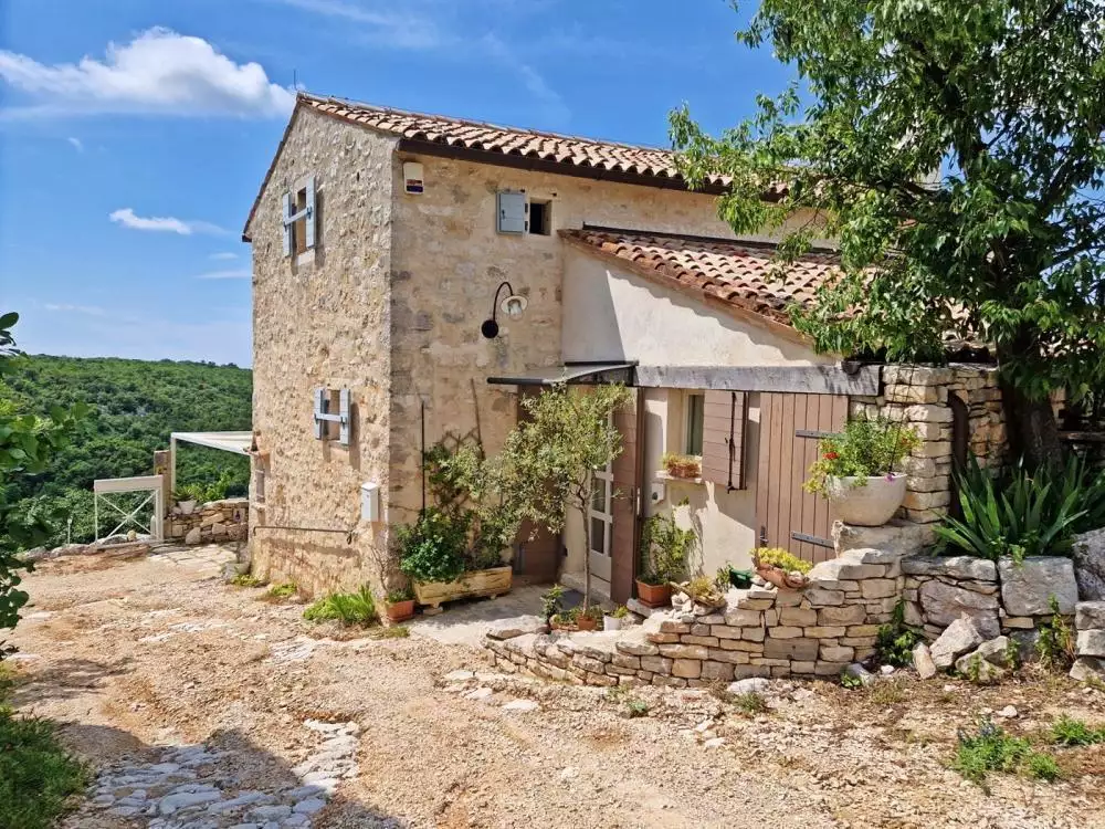 Villa 120m² in Croatia, Buje. Priced at 770000€ rent photo-1
