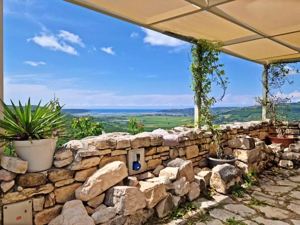 Villa 120m² in Croatia, Buje. Priced at 770000€ rent photo-5