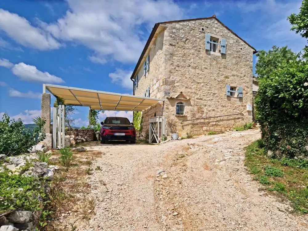 Villa 120m² in Croatia, Buje. Priced at 770000€ rent photo-10