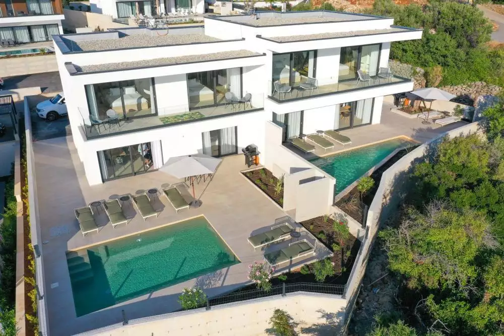 Villa 576m² in Croatia, Novalja. Priced at 1500000€ rent photo-4