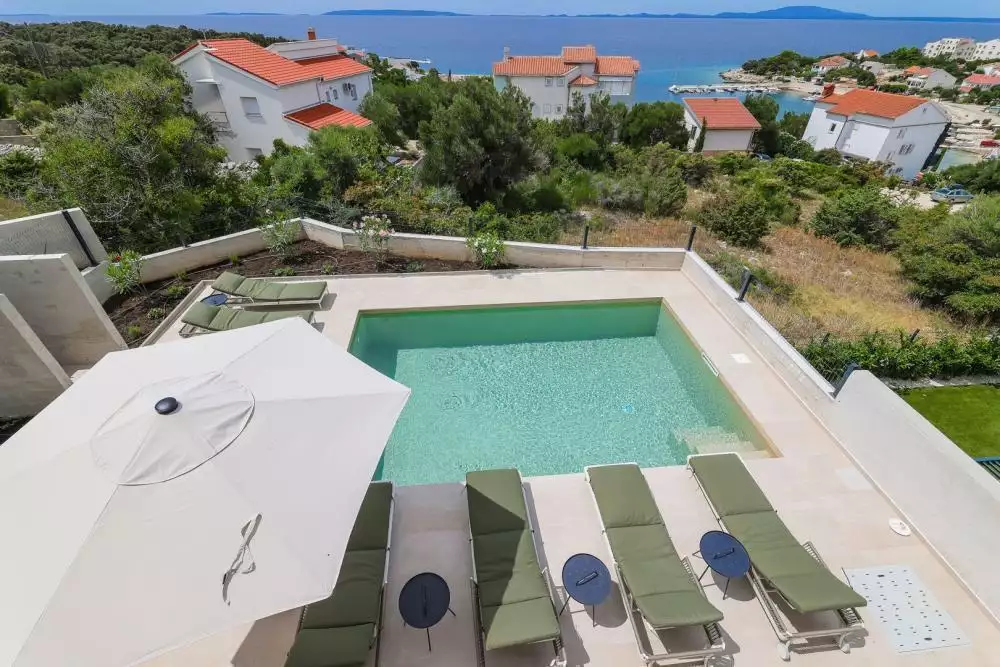 Villa 144m² in Croatia, Novalja. Priced at 750000€ rent photo-7
