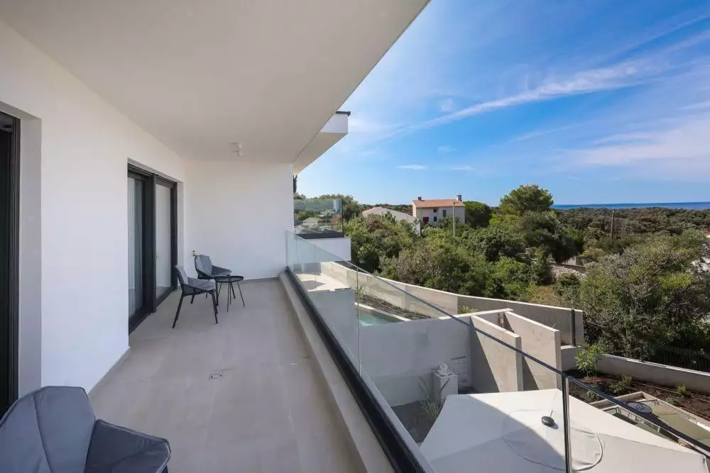 Villa 144m² in Croatia, Novalja. Priced at 750000€ rent photo-8
