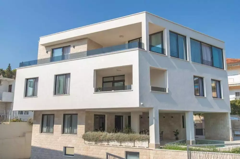 Villa 363m² in Croatia, Ciovo. Priced at 2000000€ rent photo-8