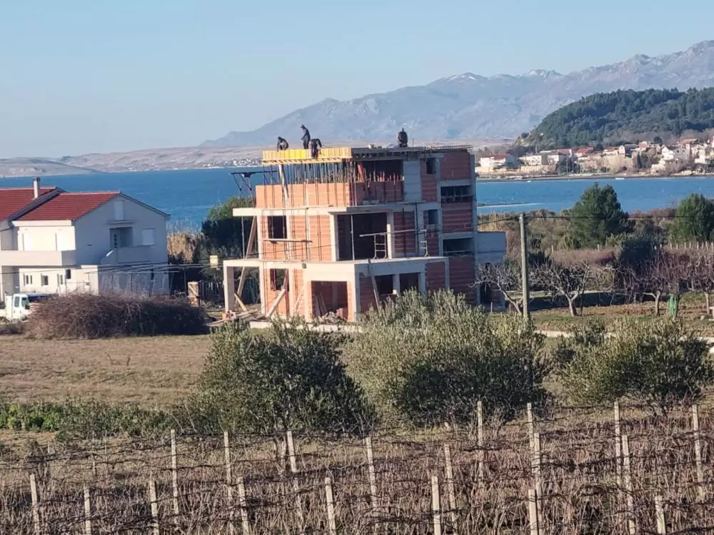 Villa 300m² in Croatia, Zadar. Priced at 600000€ rent photo-17