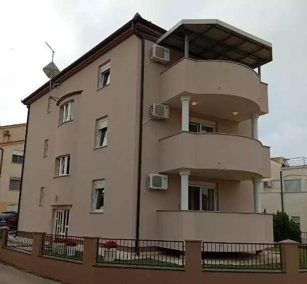 Hotels 331m² in Croatia, Medulin. Priced at 990000€ rent photo-5