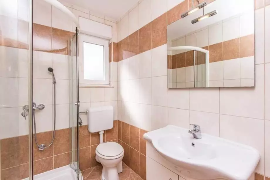Hotels 331m² in Croatia, Medulin. Priced at 990000€ rent photo-11