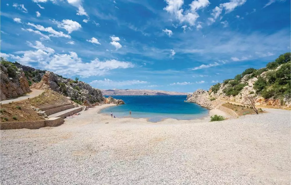 Hotels 450m² in Croatia, Karlobag. Priced at 832000€ rent photo-24