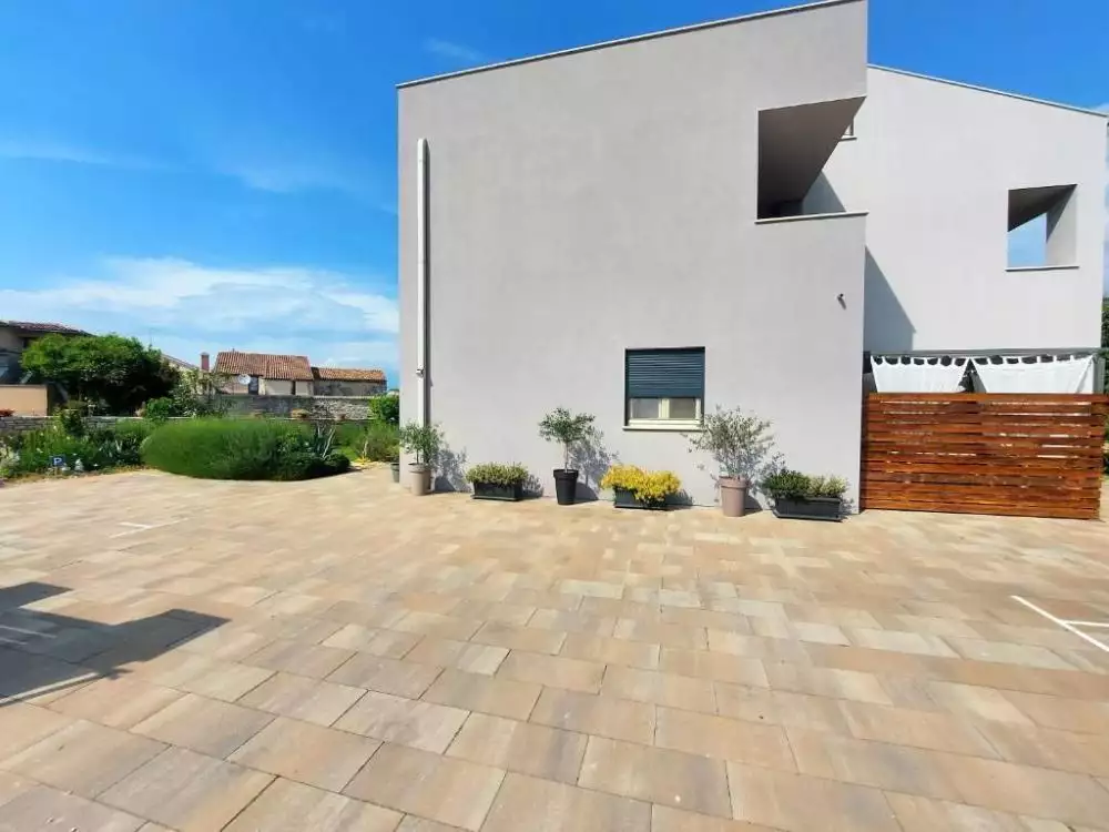 Hotels 340m² in Croatia, Bale. Priced at 939000€ rent photo-7