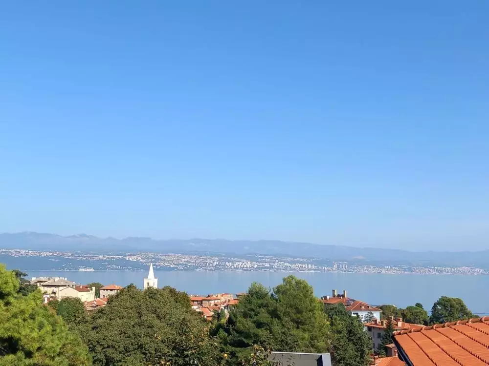 Villa 625m² in Croatia, Lovran. Priced at 2500000€ rent photo-1