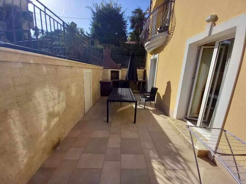 Villa 625m² in Croatia, Lovran. Priced at 2500000€ rent photo-23