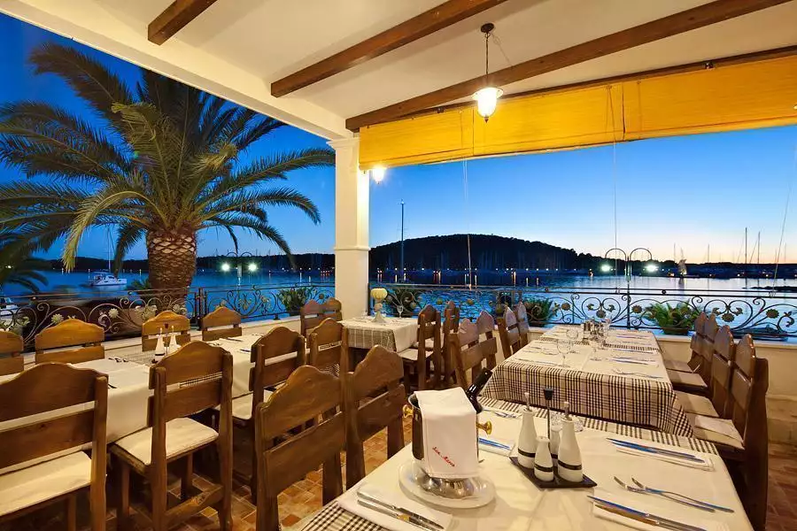 Hotels 277m² in Croatia, Rogoznica. Priced at 1300000€ rent photo-20