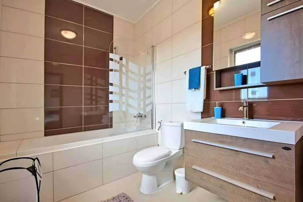 Villa 230m² in Italy, Mutignano. Priced at 595000€ rent photo-5