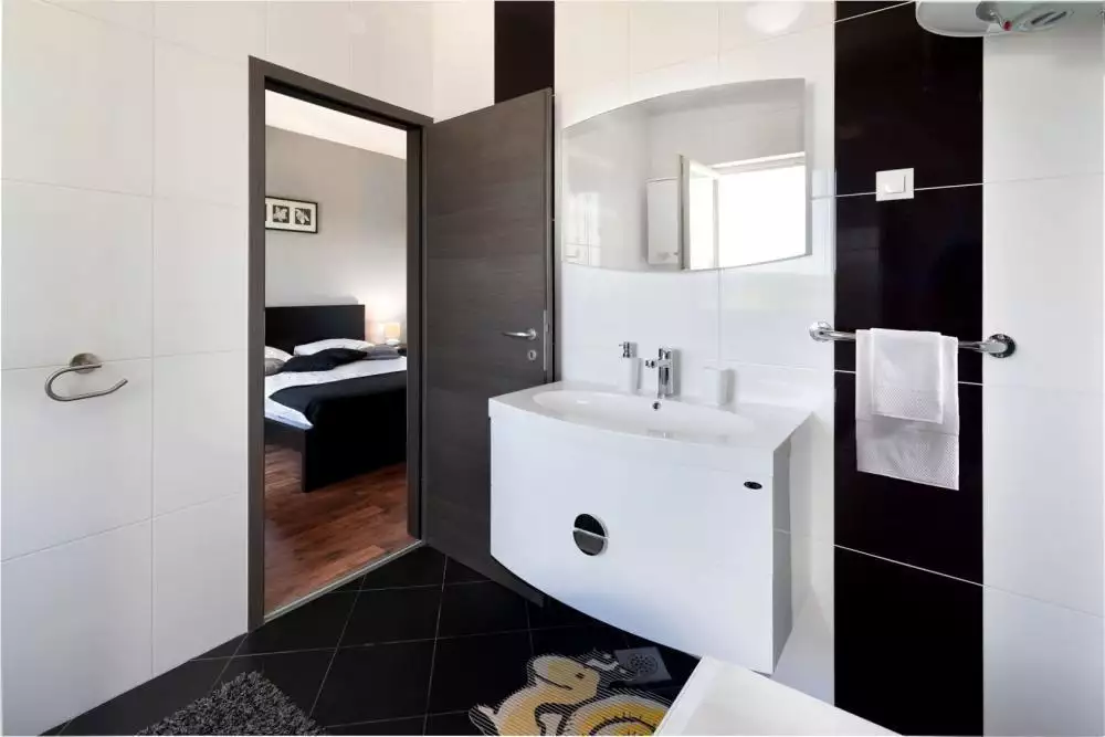 Villa 230m² in Italy, Mutignano. Priced at 595000€ rent photo-7