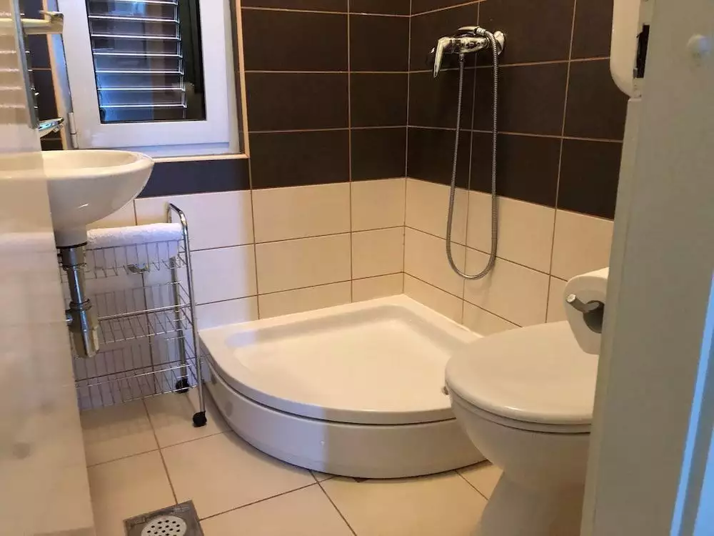 Hotels 300m² in Croatia, Ciovo. Priced at 650000€ rent photo-11