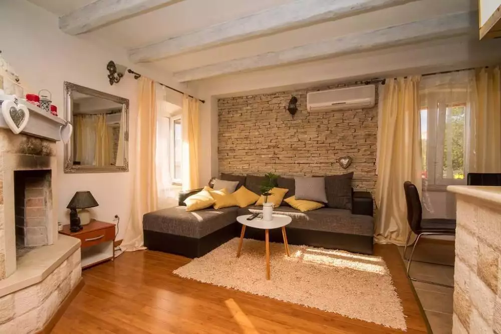 Villa 900m² in Croatia, Jesenice. Priced at 1570000€ rent photo-14