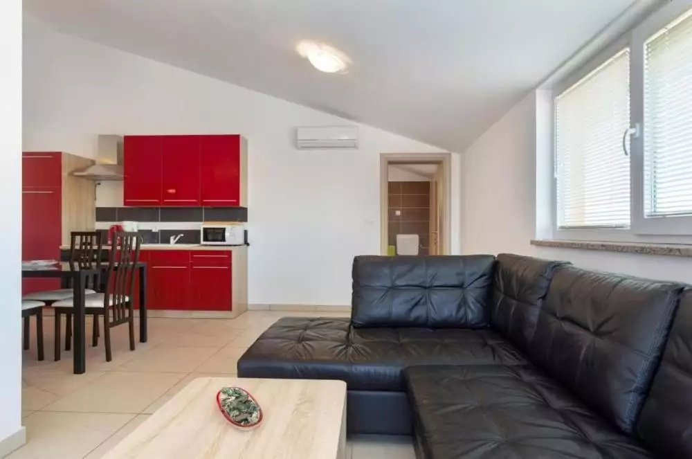 Hotels 900m² in Croatia, Medulin. Priced at 2500000€ rent photo-11