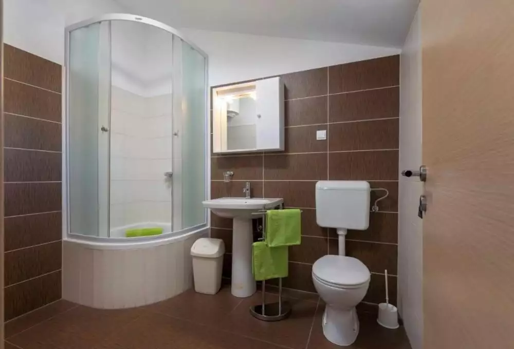 Hotels 900m² in Croatia, Medulin. Priced at 2500000€ rent photo-19