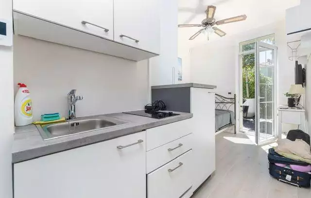 Villa 350m² in Croatia, Rovinj. Priced at 2877000€ rent photo-22