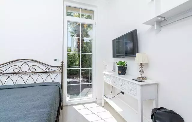 Villa 350m² in Croatia, Rovinj. Priced at 2877000€ rent photo-23