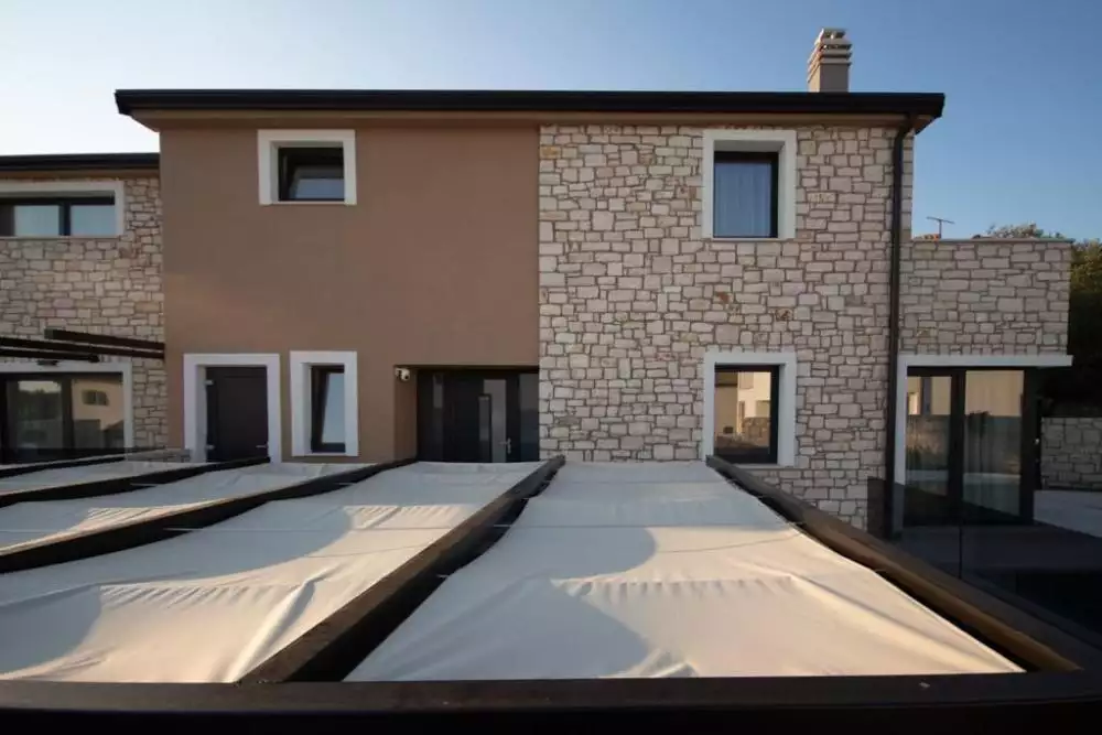 Villa 146m² in Croatia, Brtonigla. Priced at 550000€ rent photo-8